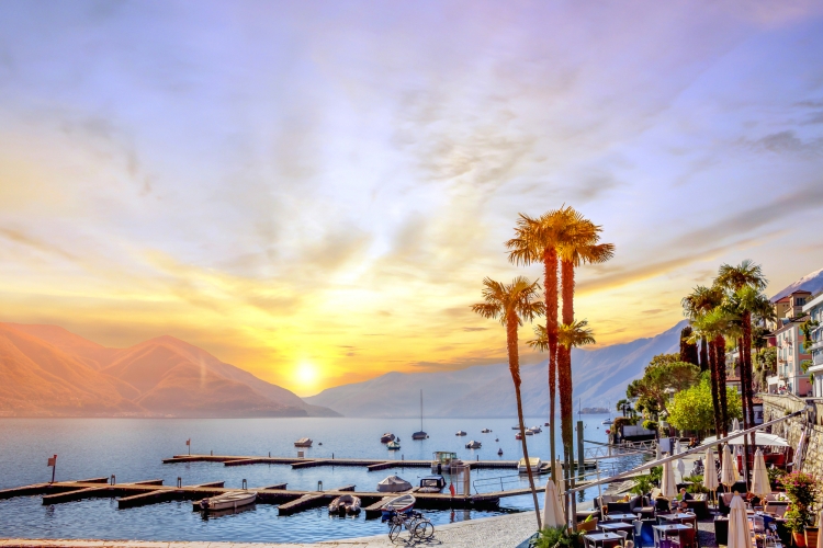 Sonnenuntergang über Ascona am Lago Maggiore