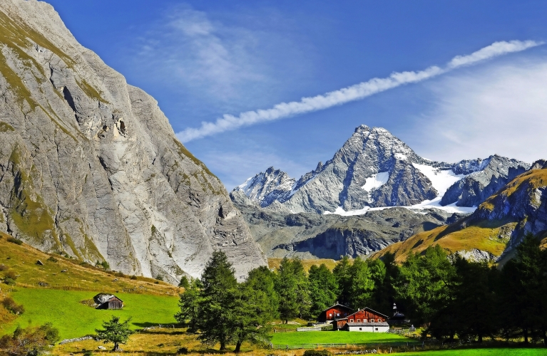Der Großglockner, dem höchsten Berg von Österreich und der höchste Berg in den Alpen, von Süden gesehen. Österreich, Kodnitzbach Tal, September 2015